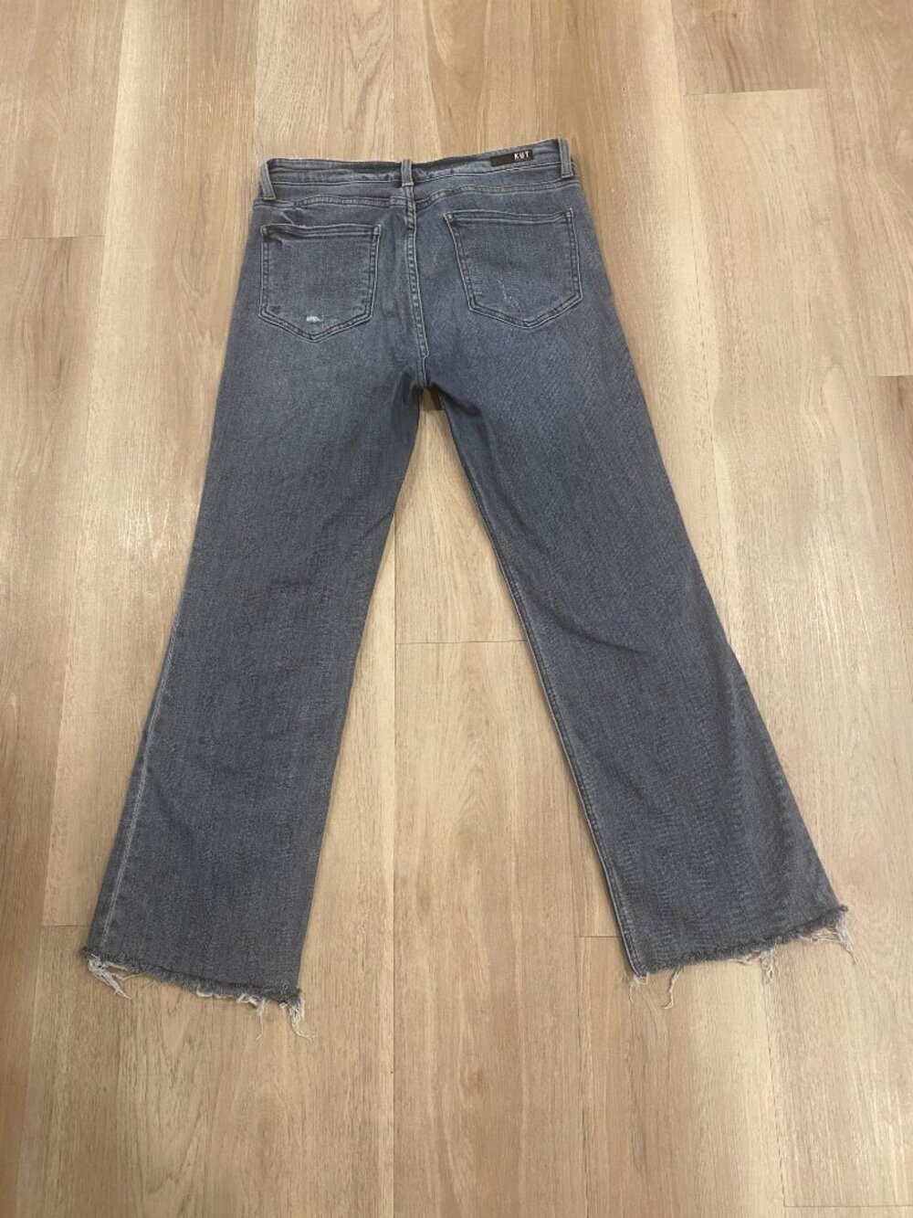 KUT fromthe Kloth Kelsey High Rise Ankle Flare Jeans Gray Distressed Short/Crop - Picture 6 of 10